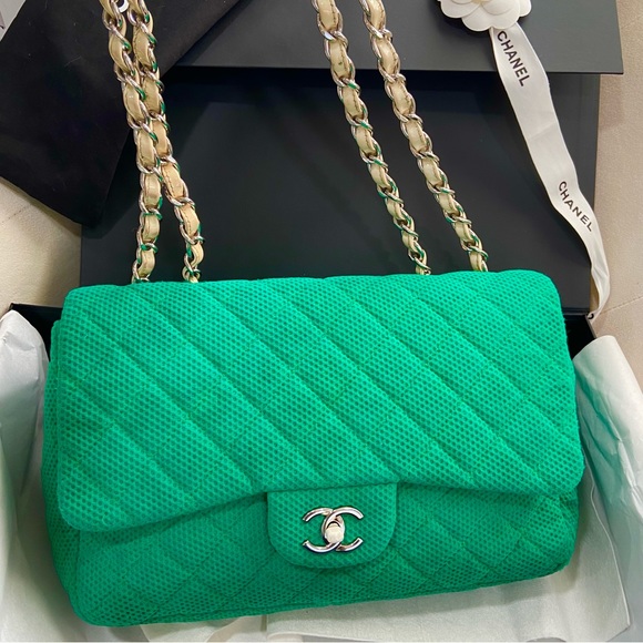 💚💚Rare Chanel Large Flap Bag - Picture 3 of 15